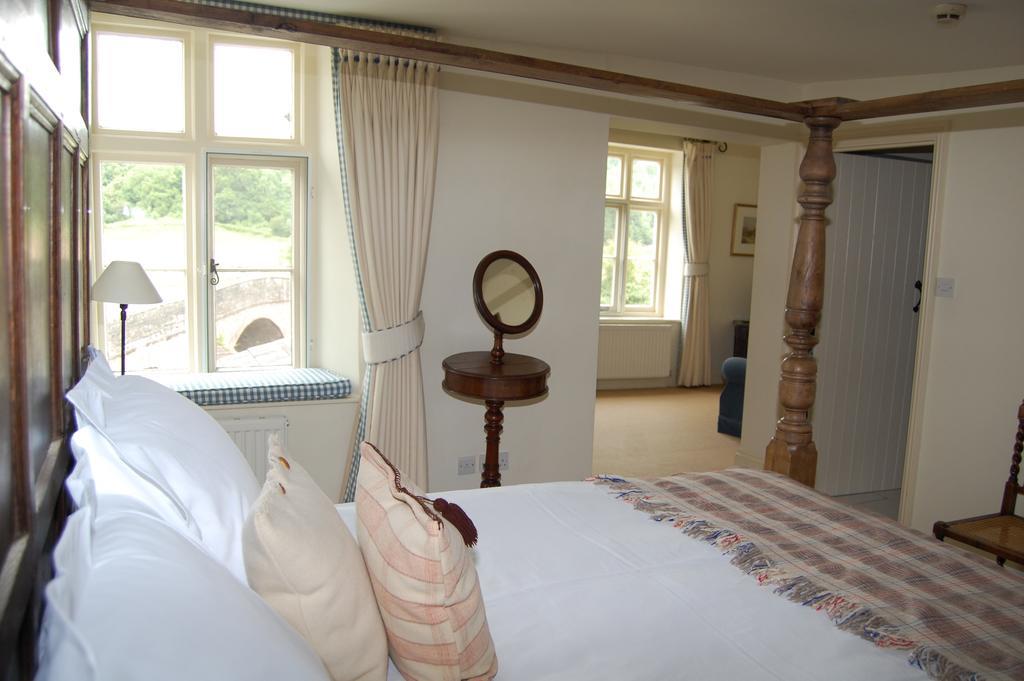 The Bell At Skenfrith Hotel Room photo